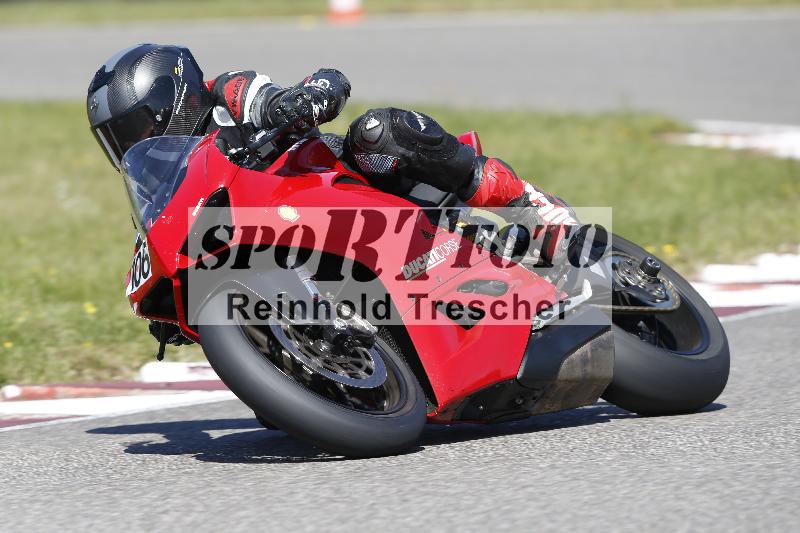 /Archiv-2025/48 25.08.2025 Cornu Master School ADR/rot-rouge/106